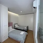 Hostal Casa Augusta 4 *