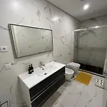 Casa Augusta 4 *