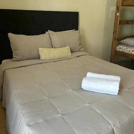 Casa Augusta 4 Hostel