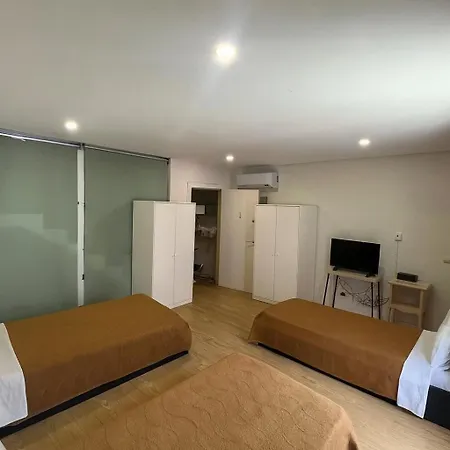 Casa Augusta 4 旅馆 *