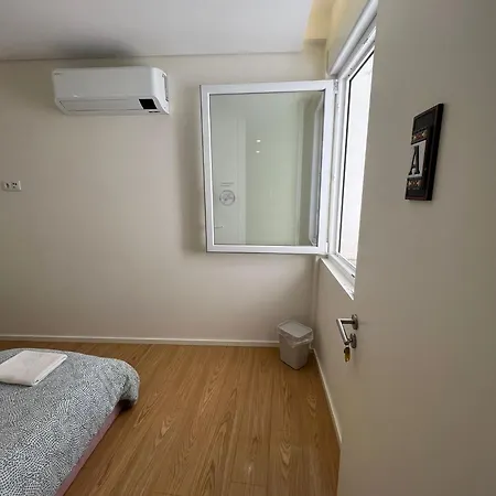 Casa Augusta 4 旅馆 *