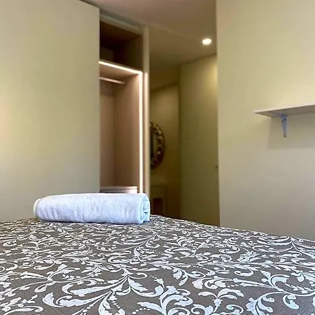 Hostel Casa Augusta 4 *