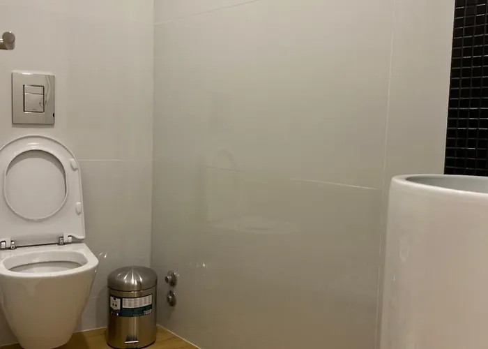 Albergue Casa Augusta 4 *